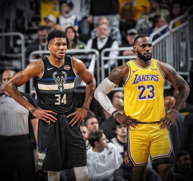 埃姆雷-詹：我还没有恢复到100%；我在中后卫位置上感觉很舒适（埃姆雷-詹：尚未恢复至100%，但踢中后卫让我很舒服）