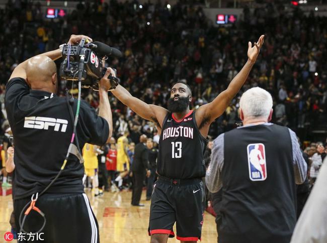 塔拉维亚门将：姆巴佩会超越C罗纪录，会把比赛手套好好保存（塔拉维亚门将：看好姆巴佩刷新C罗纪录，这副比赛手套我会妥善珍藏）