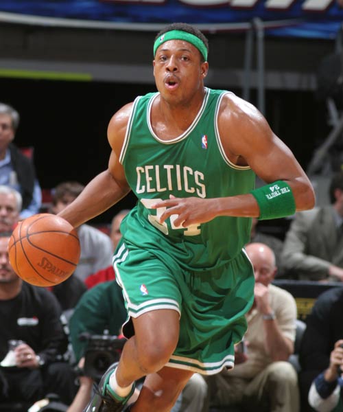 差距明显！勇士替补合砍47分，骑士替补仅13分（替补火力悬殊：勇士47分，骑士仅13分）