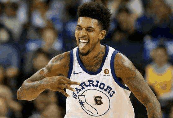 黑马加冕！苏超官方合作伙伴中国平安祝贺“苏超”泰州队夺...（荣耀登顶！苏超官方合作伙伴中国平安向泰州队夺冠致贺）