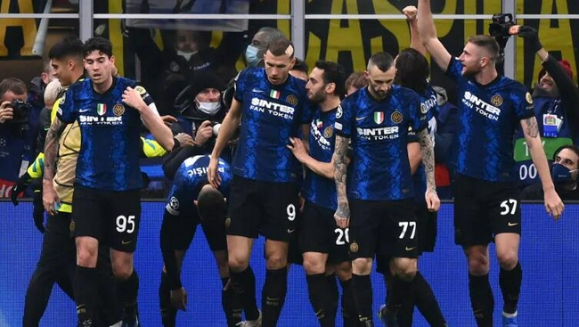 开赛！桐庐上演马术“巅峰对决”（赛事打响！桐庐上演马术巅峰之战）