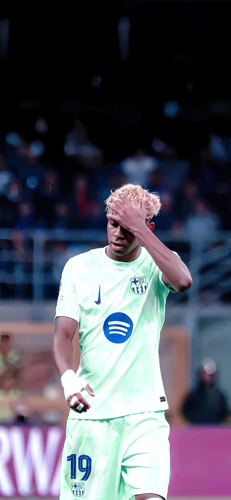 东体：申花踢广岛将沿用433阵型，斯卢茨基并非只会442菱形（东体：申花对阵广岛继续用433，斯卢茨基战术不局限于442菱形）