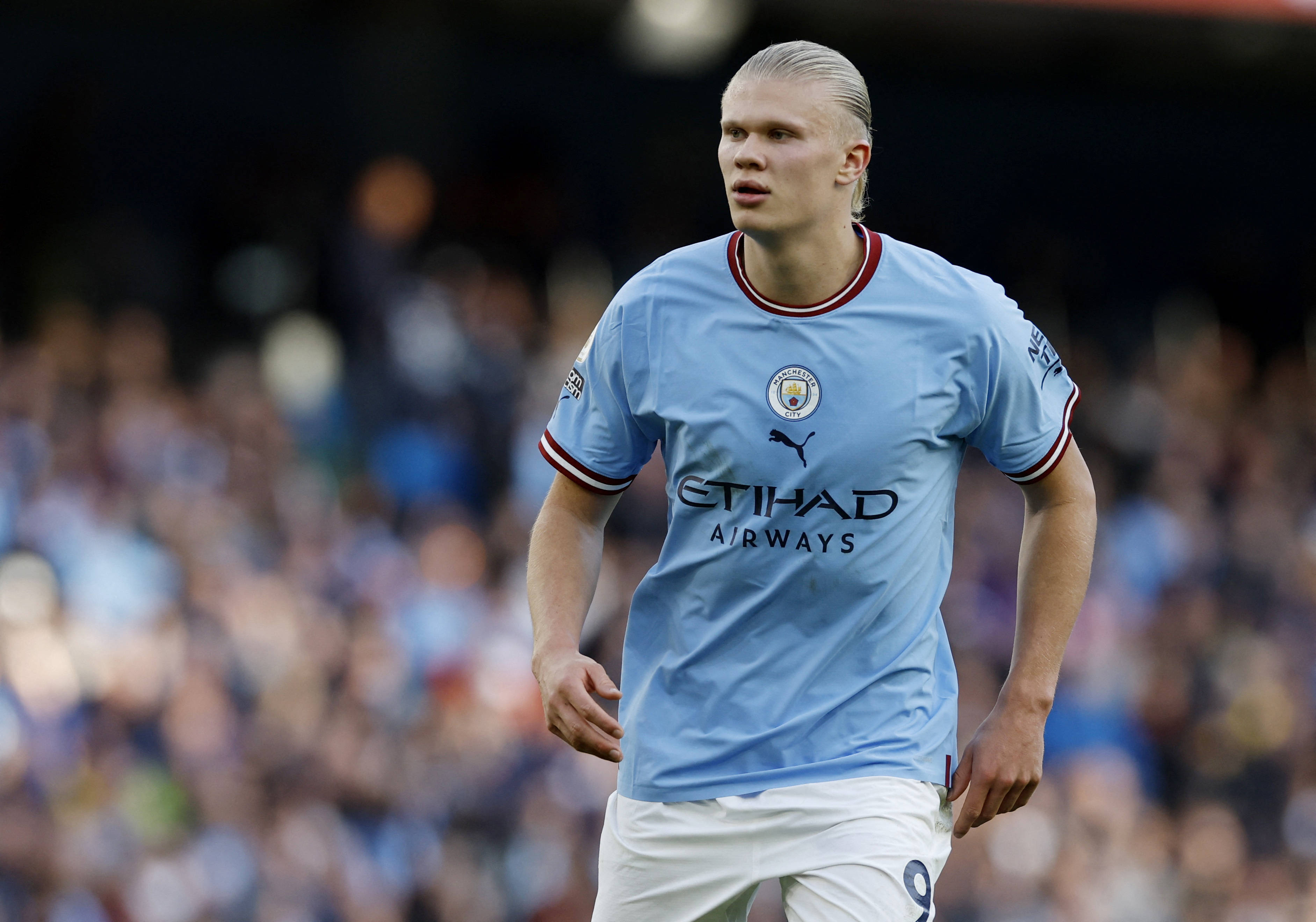 英媒：谢什科可能在两周后曼联对阵伯恩茅斯的比赛中回归（英媒称：谢什科有望在两周后曼联战伯恩茅斯时复出）