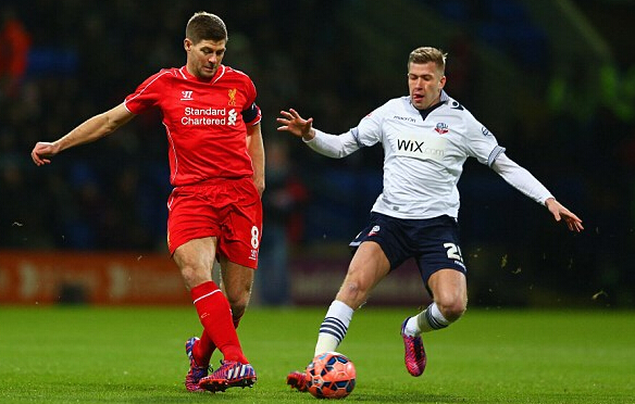 于帕：合同问题不会影响我；坎特让法国队的防守更有保障（于帕称合同事宜不影响状态，坎特回归令法国队防守更加稳固）