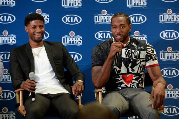 被誉为世纪水货的夸梅布朗,为何会被乔丹亲自钦点为状元呢（乔丹为何力荐被称为“世纪水货”的夸梅·布朗成为状元？）