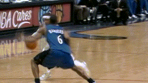 莱切2-1都灵，班达、拉萨纳-库利巴利建功（莱切2比1击败都灵，班达与拉萨纳-库利巴利相继进球）