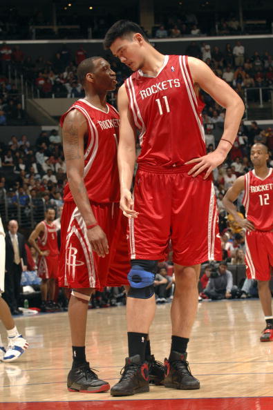 官方：新疆男篮与哈里斯完成签约，将代表球队参加CBA联赛（新疆男篮官宣哈里斯加盟，将代表球队征战CBA联赛）